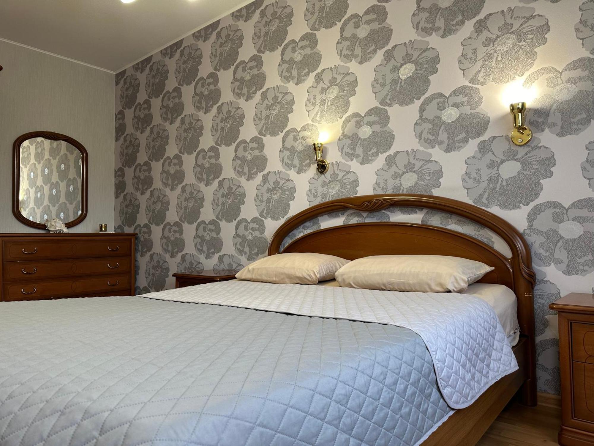Hvylevogo Street Apartment คาร์คิฟ ภายนอก รูปภาพ