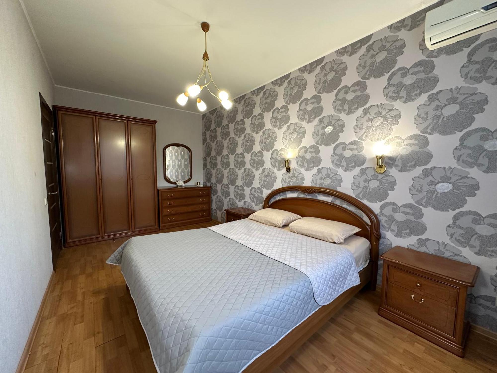 Hvylevogo Street Apartment คาร์คิฟ ภายนอก รูปภาพ